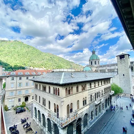 Vincent's Artwork Апартаменты Комо