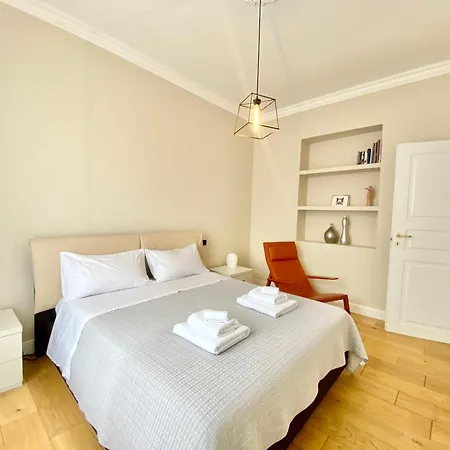 Apartamento Vincent's Artwork