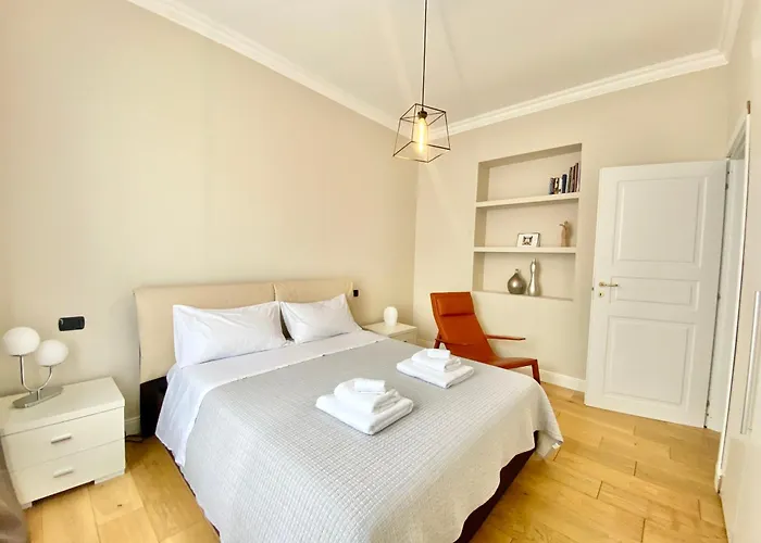 Apartamento Vincent's Artwork